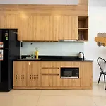 Best Price One Br Apartment/Ben Van Don