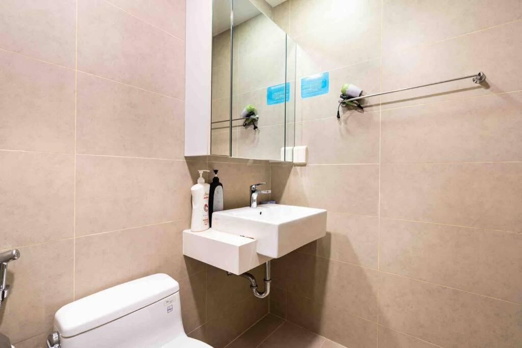 Price One Br Apartment/ben Don Apartment *
